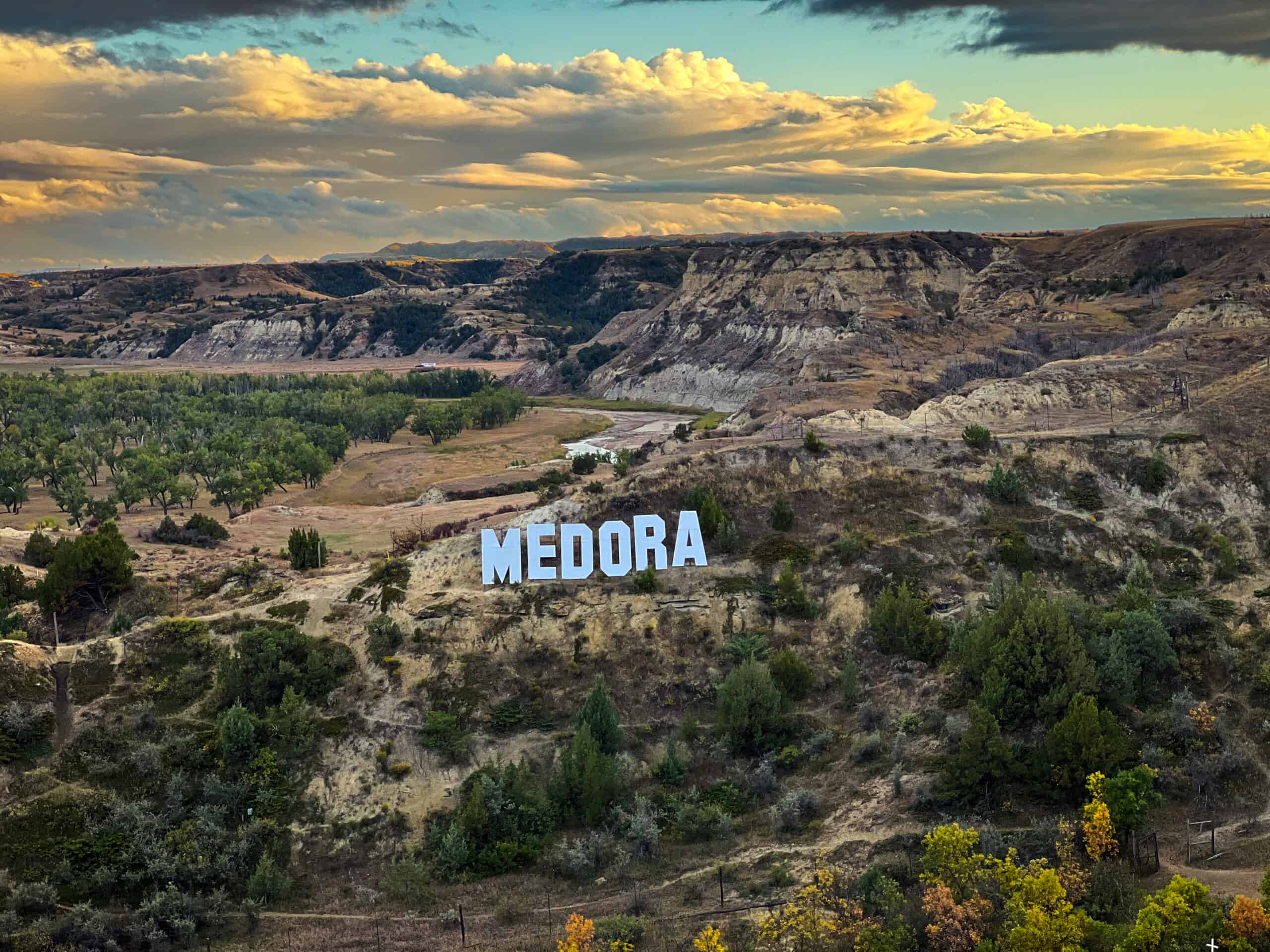 things to do medora north dakota